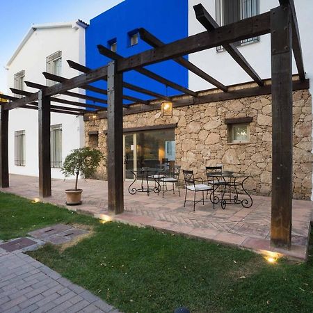 Las Aguas Del Arbuniel Con Pista De Padel מראה חיצוני תמונה